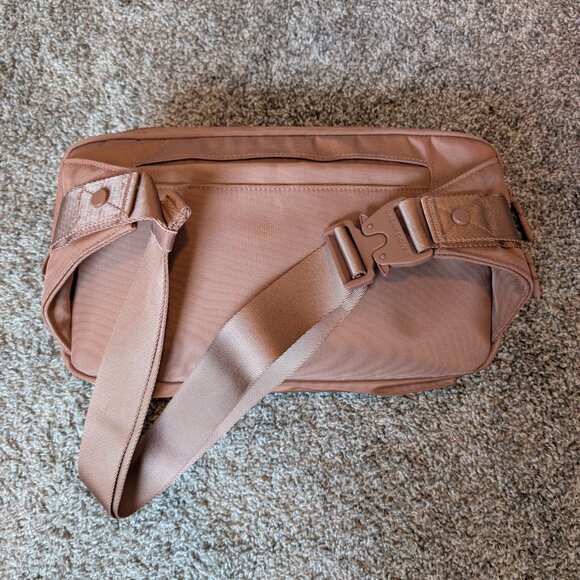 NWOT Dagne Dover Cairo Sling Bag - Picture 2 of 4